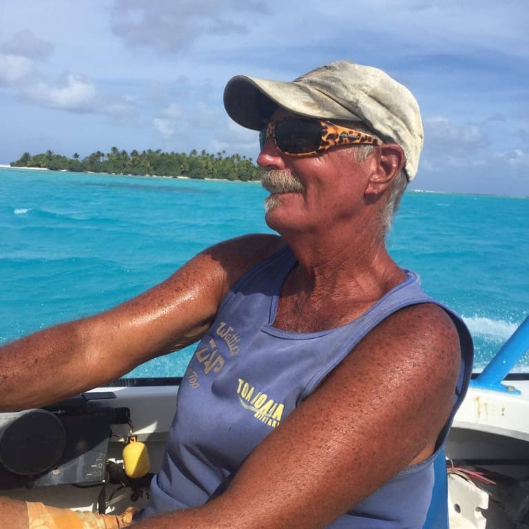 Aitutaki Blue Lagoon Flyfish with Butch Leone's team
