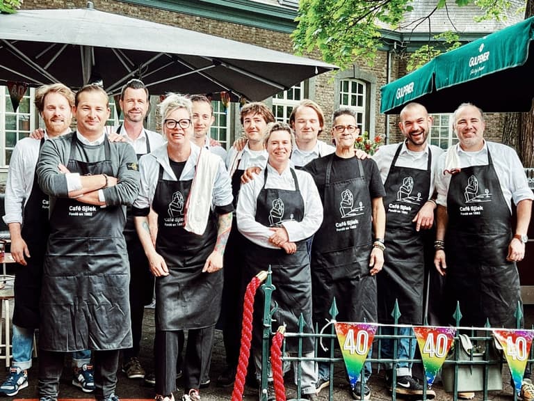 Cafe Sjiek's team