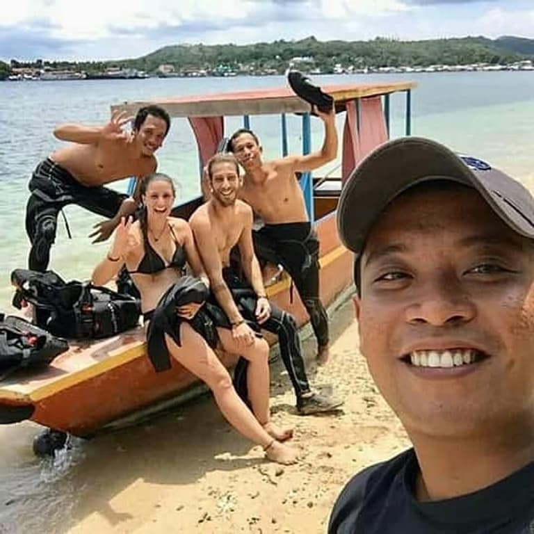 Big Fins Dive Center's team